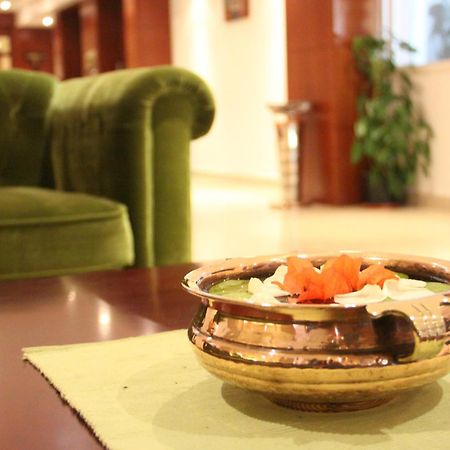 Siamton Inn- A Cygnett Collection Kalküta Dış mekan fotoğraf