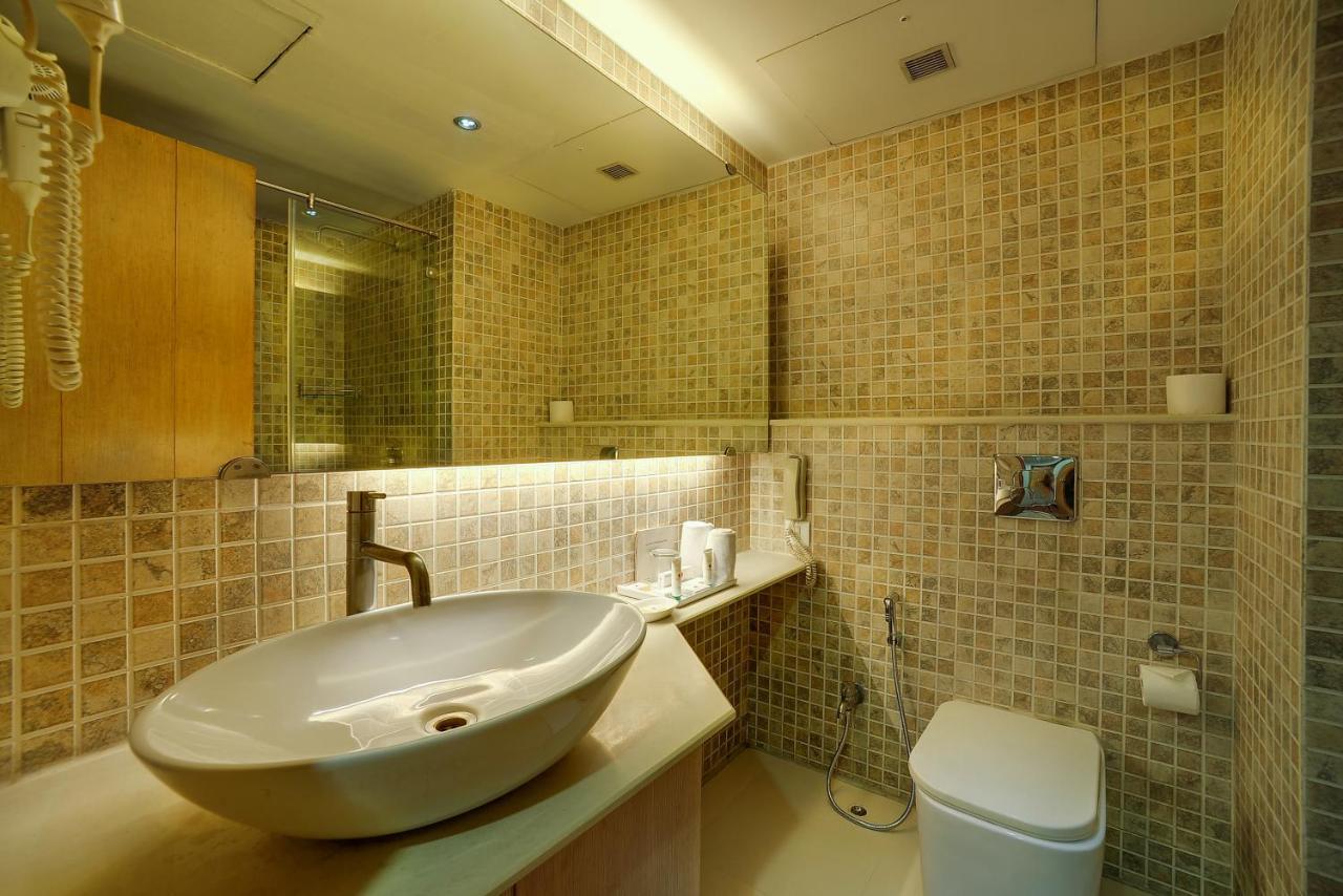 Siamton Inn- A Cygnett Collection Kalküta Dış mekan fotoğraf