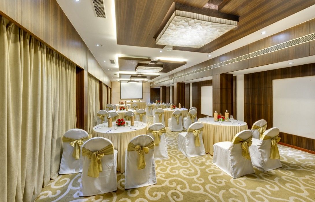 Siamton Inn- A Cygnett Collection Kalküta Dış mekan fotoğraf