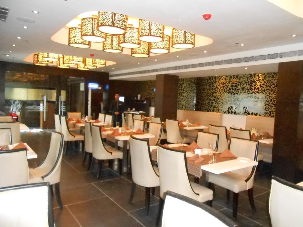 Siamton Inn- A Cygnett Collection Kalküta Dış mekan fotoğraf