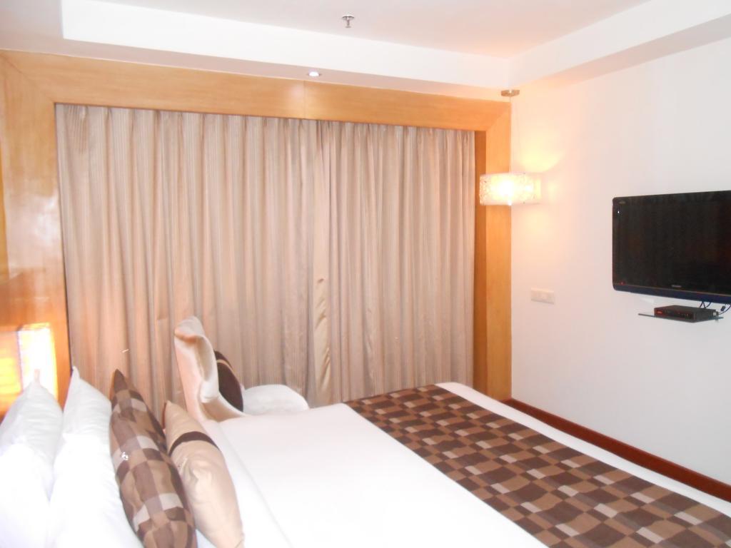 Siamton Inn- A Cygnett Collection Kalküta Dış mekan fotoğraf